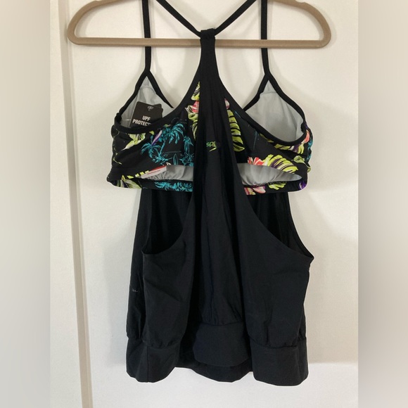 Speedo swim top. Tank style with built in floral bandeau. NWT. Size Large. - Picture 2 of 2